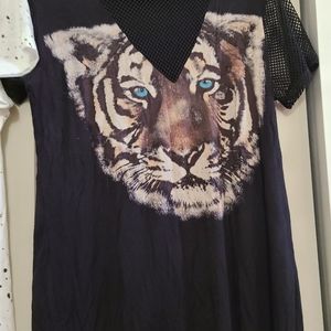 Hot Topic Netted Tiger Shirt 1X